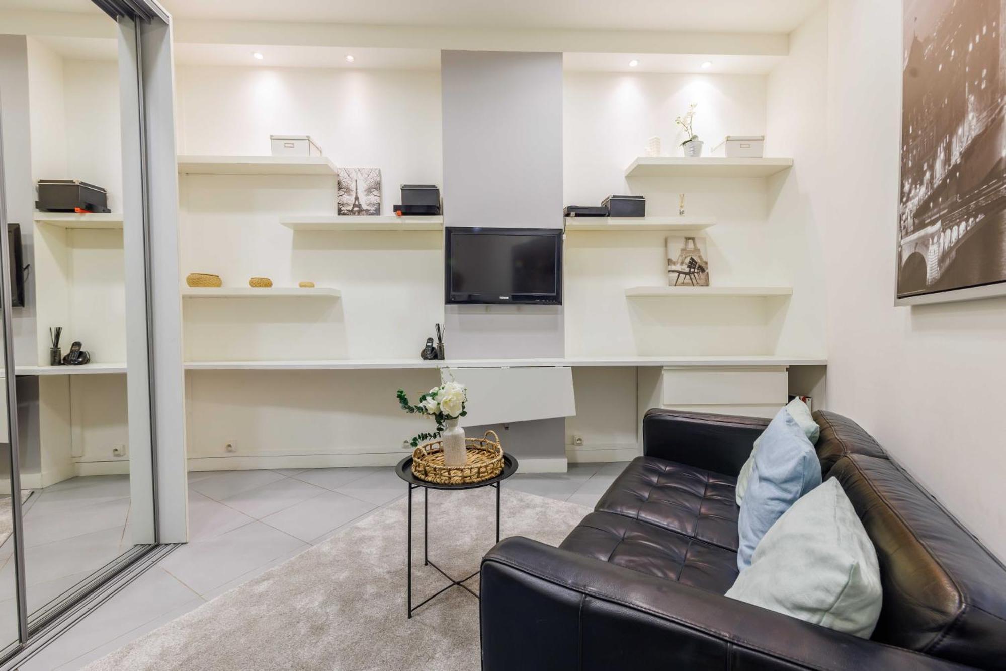 Enjoyable Studio - Jardin Du Luxembourg Apartment
